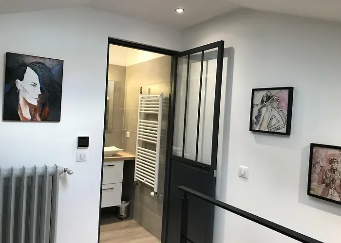 Le Nid アパート *