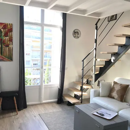 Apartment Le Nid Nizza