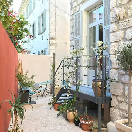 Apartment Le Nid Nizza