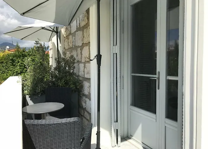 Apartment Le Nid Nizza